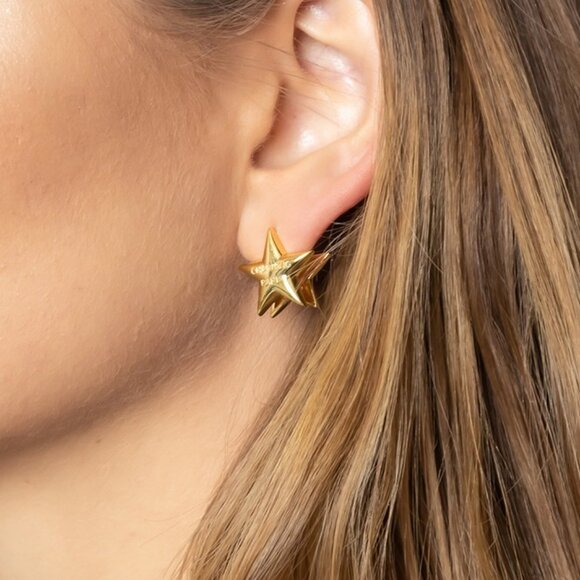 14K Gold Plated Celestial Star Hypoallergenic Huggie Style Earrings NEW - Picture 5 of 5